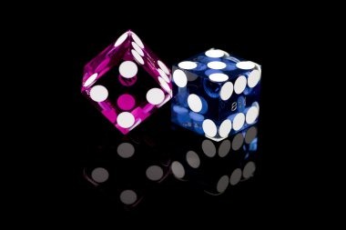 royalbet platform showing football markets, live tables, and slot games