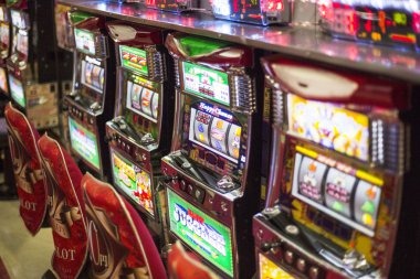 American Roulette betting interface on royalbet showing table limits and bet options